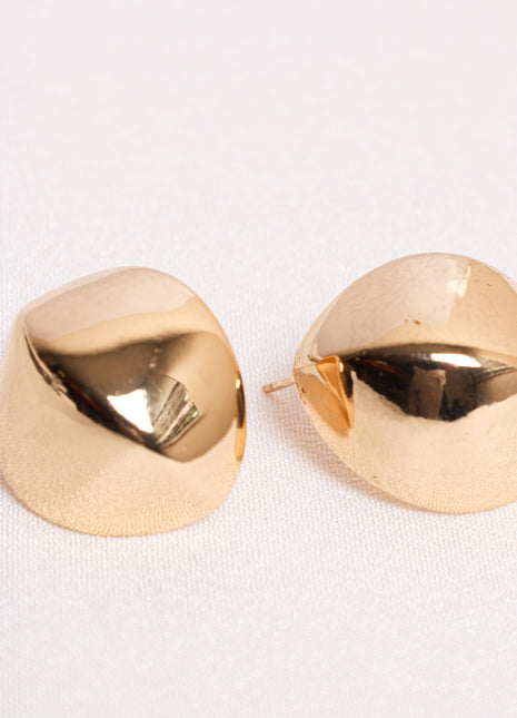 Polished Gold Filled Earrings – Sleek and Stylish Look