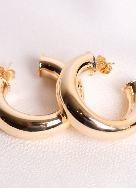 Medium Chunky Polished Gold Filled Hoop Earring