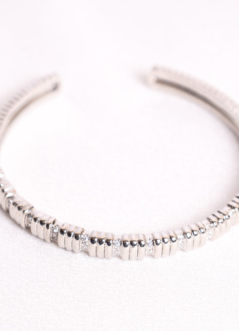 Elegant Rhodium Bangle with Dazzling White Details