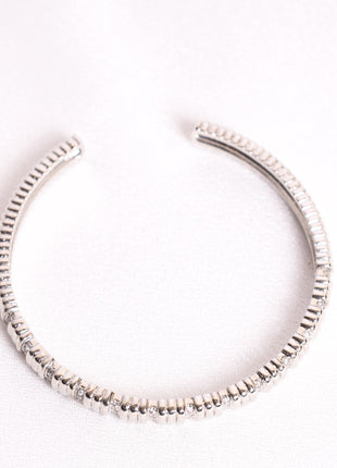 Elegant Rhodium Bangle with Dazzling White Details