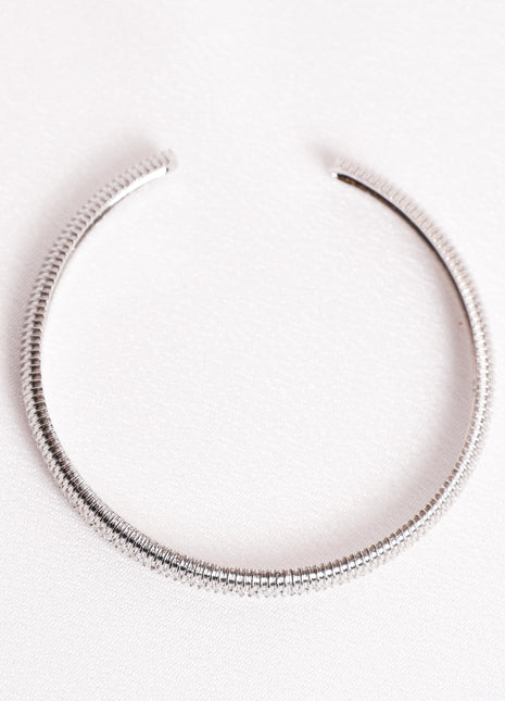 Single Rhodium-Plated bracelet