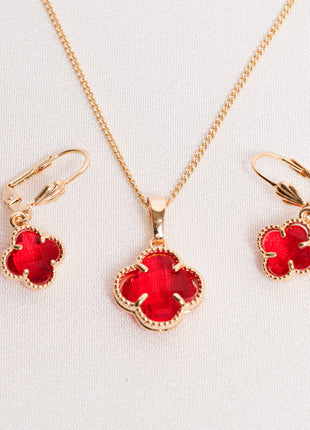 Elegant Clover Set – Red Crystal Accent