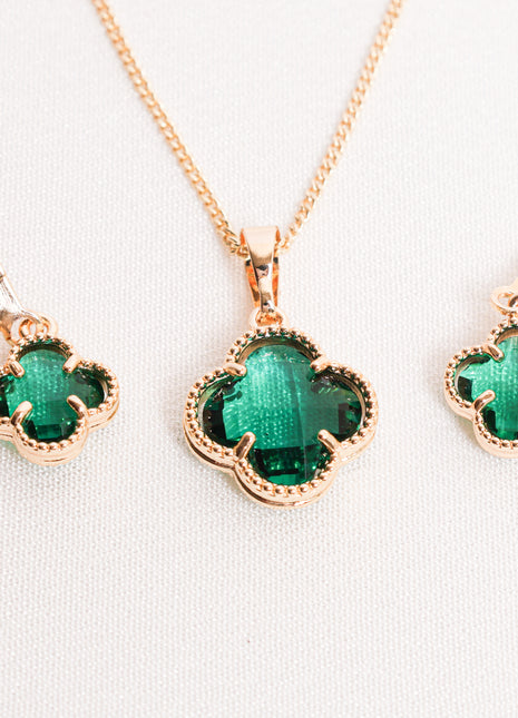 Elegant Clover Set – Green Crystal Accents